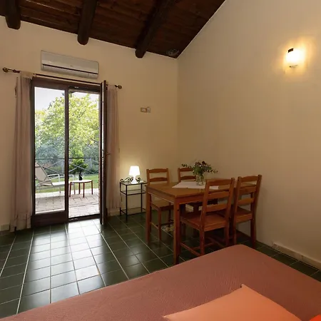 Terra Di Ea Farm stay *